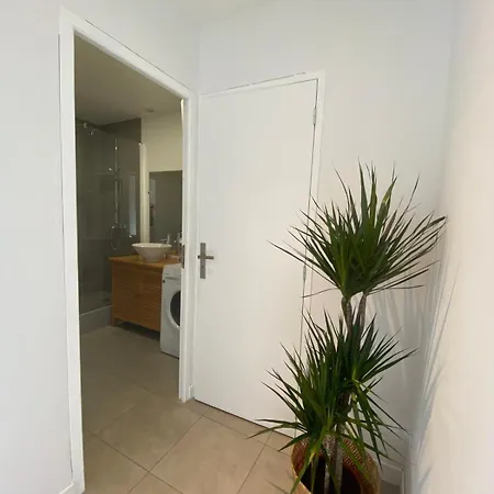 Ferienwohnung Family House - Centre Gare Roanne Exterior foto